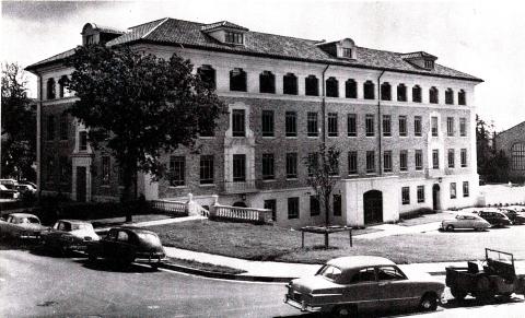 Pharmacy building in the 1950s