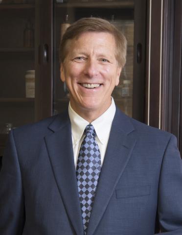 A man smiling.