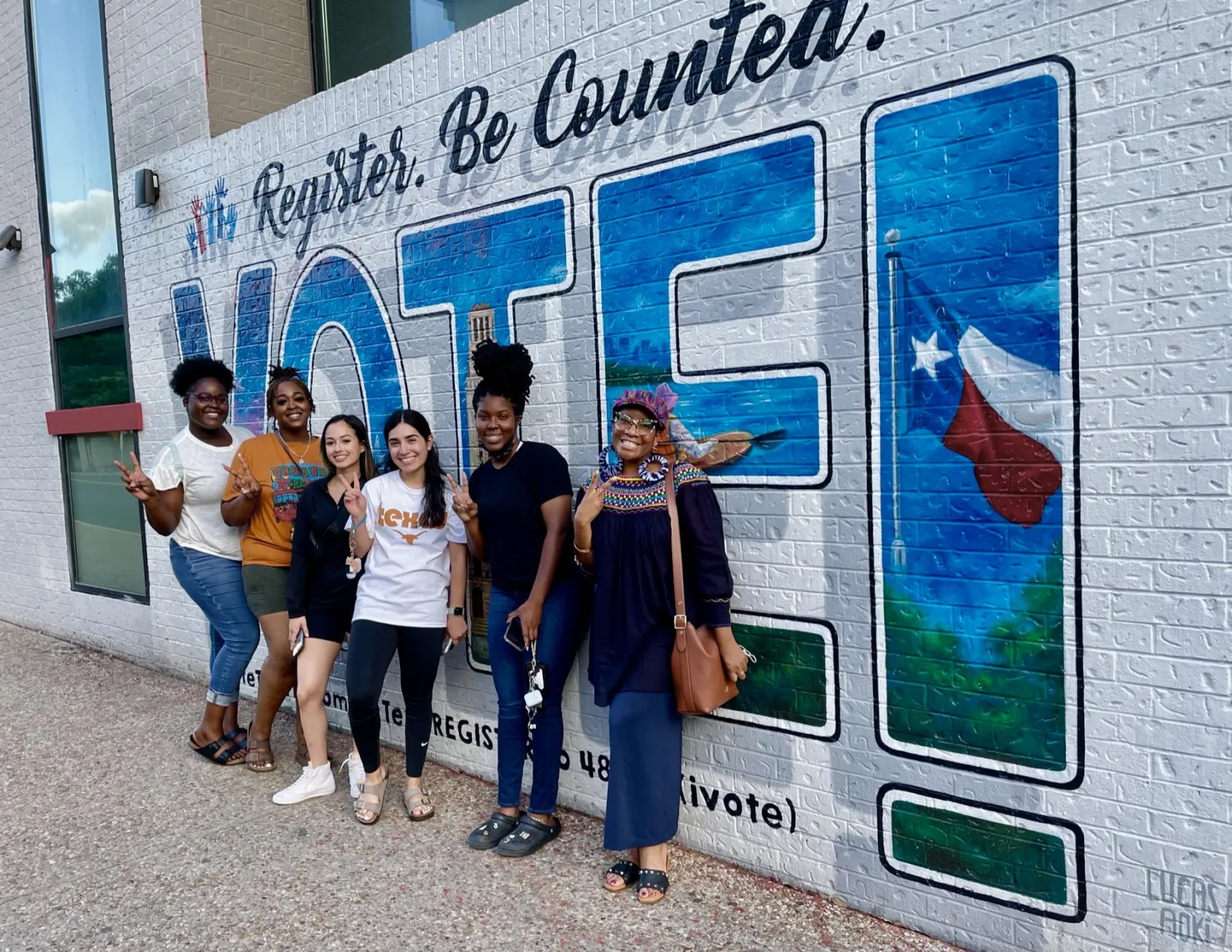 Dr. Walkes (far right) with a group of LEADER summer scholars.