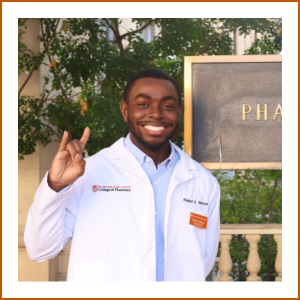 Headshot of student pharmacist Robert W.